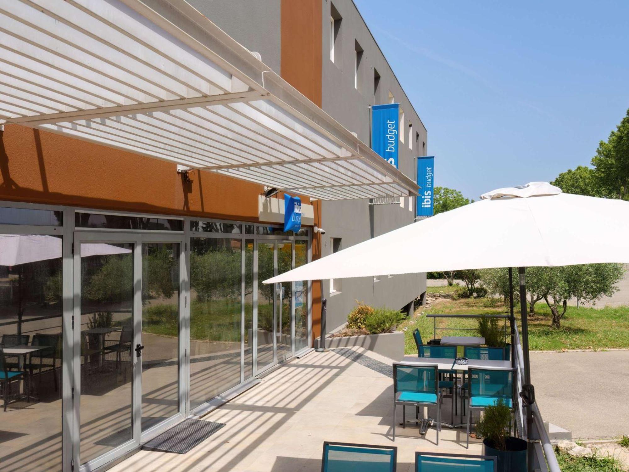 Ibis Budget Pertuis Portes Du Luberon Екстер'єр фото